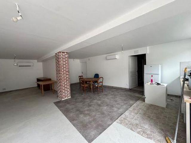 Multi Family Toury Centre 28310 DS105690731
