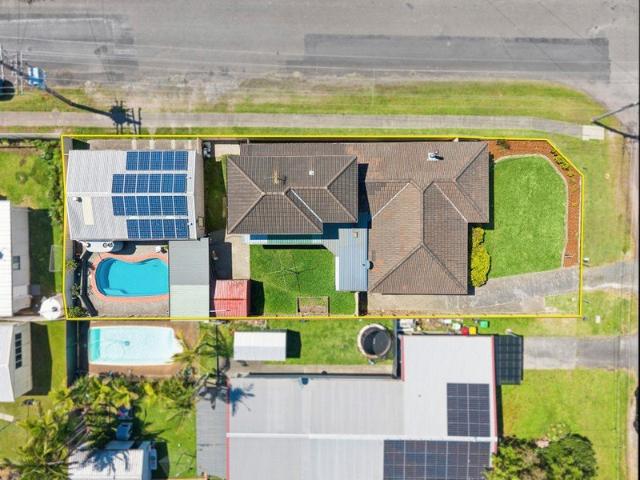 Multi Generational Family Living with a Pool, Triple Garage & Corner Block!