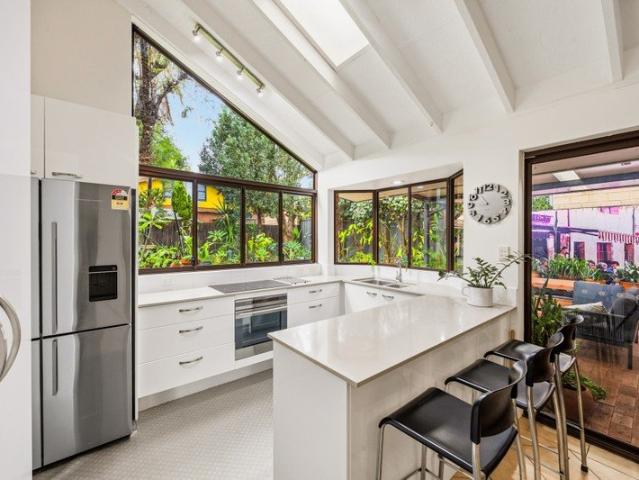 Multi generational Living in one of Wembley's Best Streets!