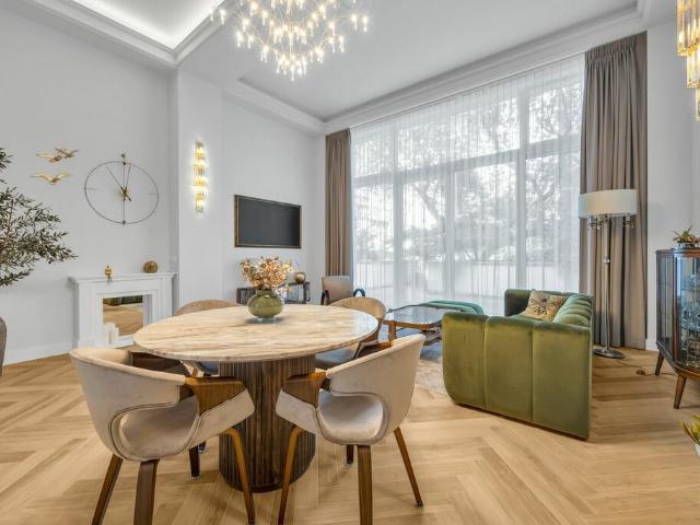 Multico Residence Wysoki Standard Basen