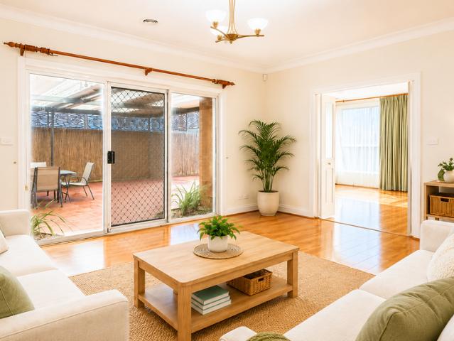 Multiple Living Zones & an Exceptional Outdoor Entertaining Area