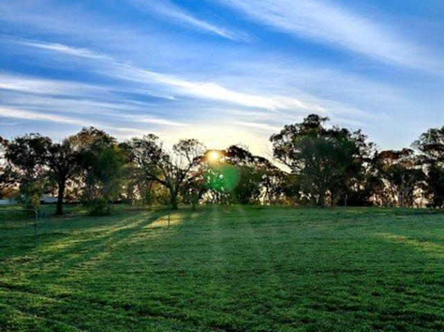 Multiple Residence Lifestyle Acreage