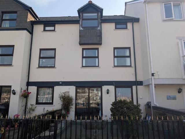 Mulberry Close, Conwy 4 bed terraced house to rent £1,550 pcm £358 pw