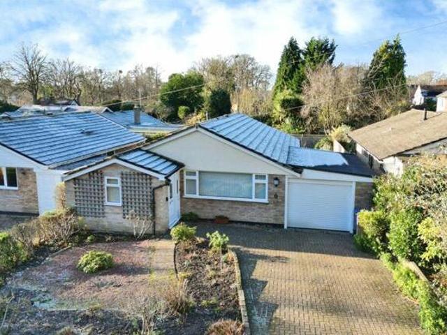 Mulberry Close, Crowthorne, 2 Bedroom Bungalow