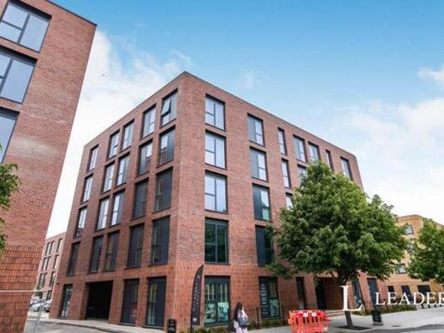 Mulberry House, Castleward Boulevard, Studio Flat For