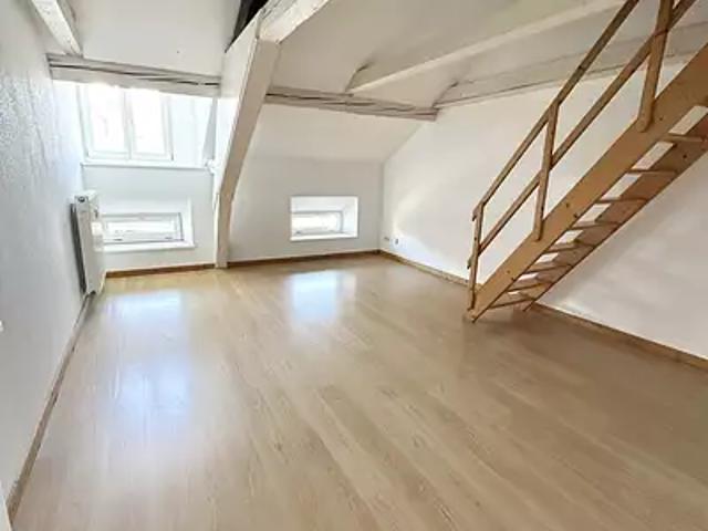 Mulhouse 68100 Location appartement 2 pièces t2 au dernier étage