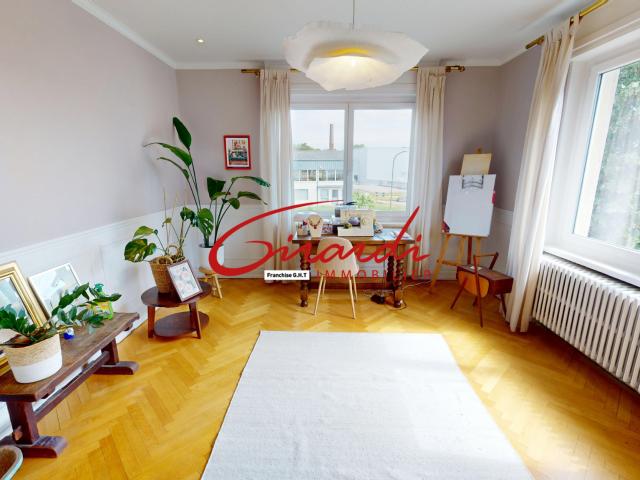 MULHOUSE NOUVEAU BASSIN, Appartement de 130 m2 de Type F5, 2 balcons, Garage double, 2 places de parking