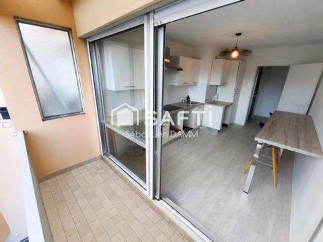 MULHOUSE – Appartement 3 pièces de 75 m² – Dernier étage avec ascenseur – 2 balcons – Garage – Cave