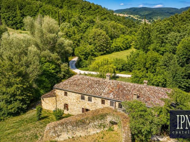 Mulino Sorbello 302m² Cortona