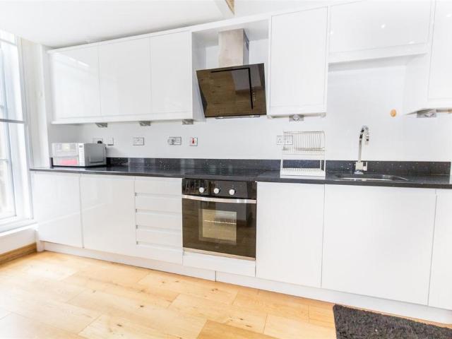 Murton House, Grainger Street, City. 1 bed apartment to rent £1,200 pcm £277 pw