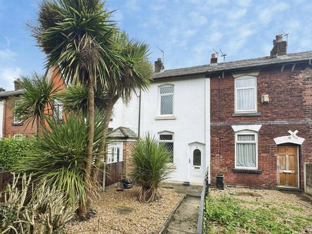 Murton Terrace, Astley Bridge. 2 bed terraced house to rent £850 pcm £196 pw
