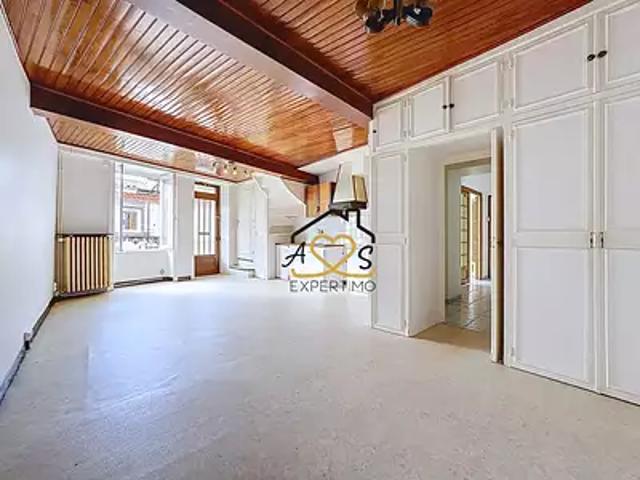 Mur sur Allier 63111 Achat / Vente maison 5 pièces t5