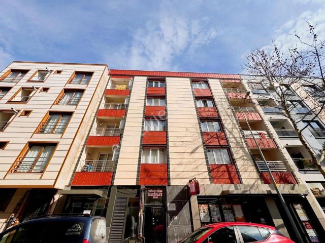 Muradiye De Satılık 1+1 Daire