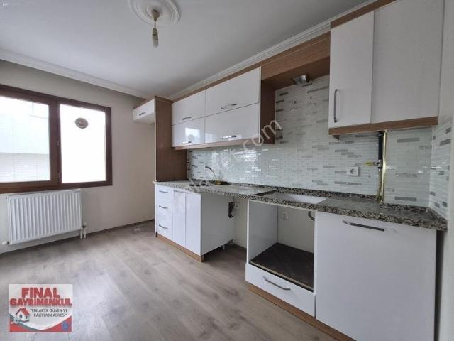 Muradiye Evrenos Mahallesinde Kiralık Kapalı Mutfak 2+1 Daire