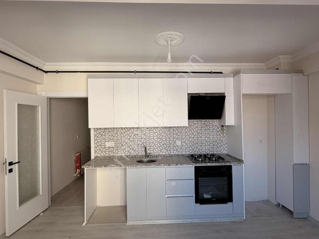 Muradiye Mah Ana Cedde Üstünde 2+1 Sıfır Ara Kat Kupon Daire
