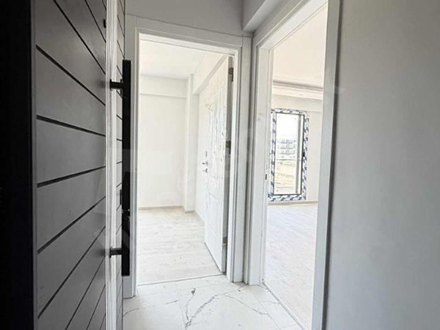 MURADIYE MAHALLESİNDE 1+1 AÇIK MUTFAK HAVUZLU KİRALIK DAİRE