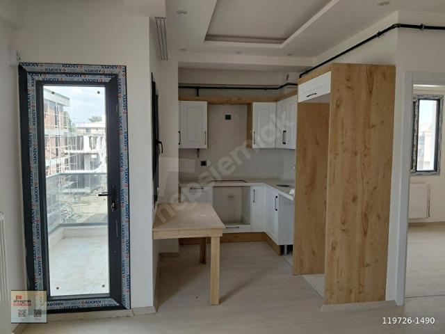MURADİYE DE SATILIK SİTE İÇİ 1+1 55 M2 4.KAT SIFIR DAİRE 2.598.000 TL