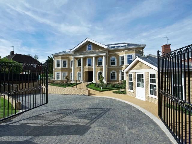Murano House, 389 Cockfosters Road