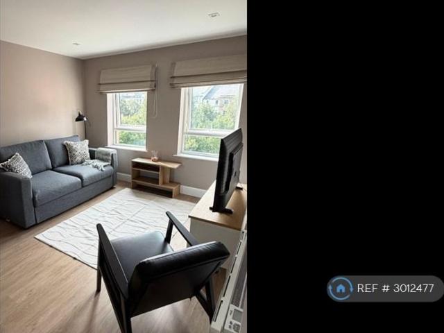 Murano Place, Edinburgh, EH7 2 bed flat to rent £1,595 pcm £368 pw
