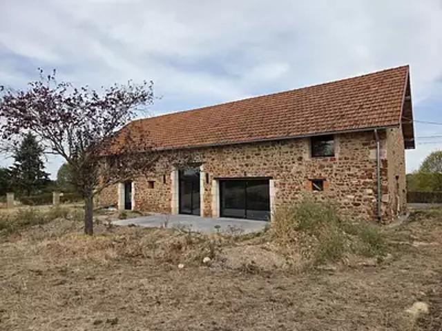 Murat 03390 Achat / Vente maison 5 pièces t5 au dernier étage