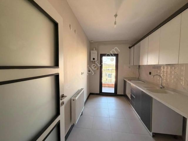Murat Emlaktan 3.etap Tokide Sıfır 3+1 Dairemiz Kiralıktır