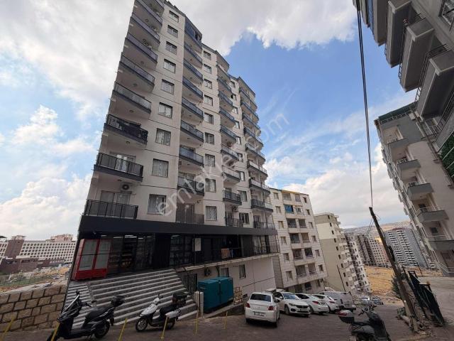 Murat Emlak'tan Devlet Hastanesi Karşısı Sıfır 1+1 Daire Kiralık