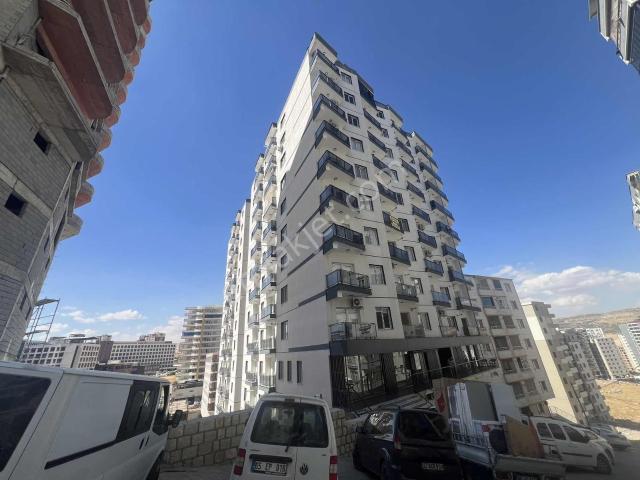 Murat Emlak'tan Devlet Hastanesi Karşısı 1+1 Dairemiz Kıralık