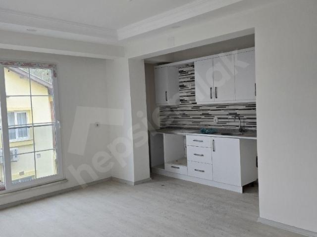 Murat Çimen'den Havuzlu 1+1 Kiralık Daire