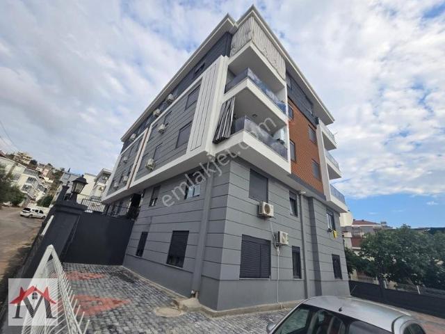 Muratpaşa Gayrimenkul'den Erenköy'de Katta 2+1 Sıfır Daire