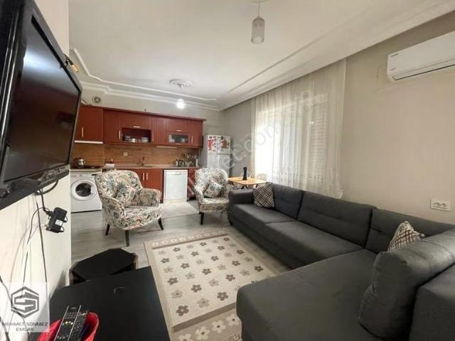 Muratpaşa Lara Fener'de 1+1 Ara Kat Mobilyalı Kiralık