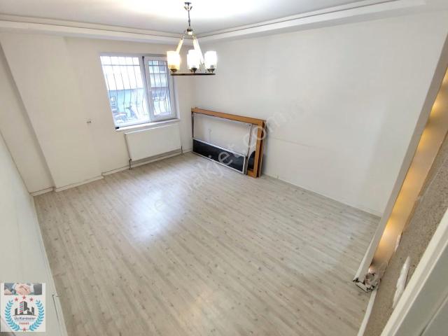 Murat'paşa Mah 2+1 100m² Harika Y.giriş Kat Ebeveyn Banyosu Mevc
