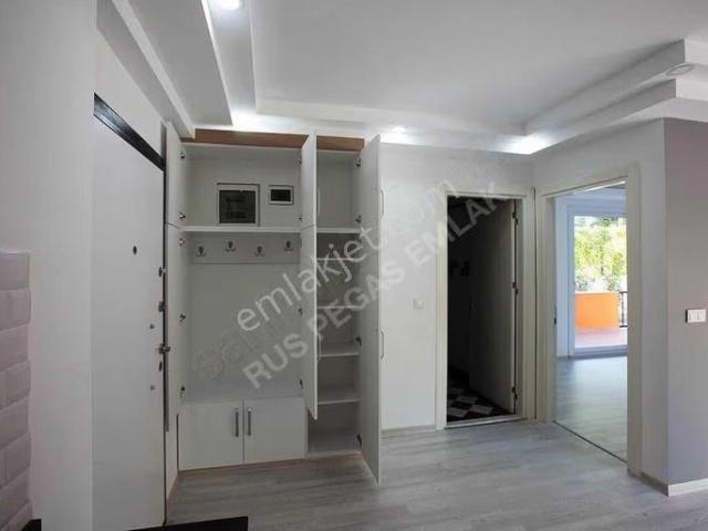 Muratpaşa Sedirde Kiralık 1+1 Daire Yüksek Giriş, Eşyasız