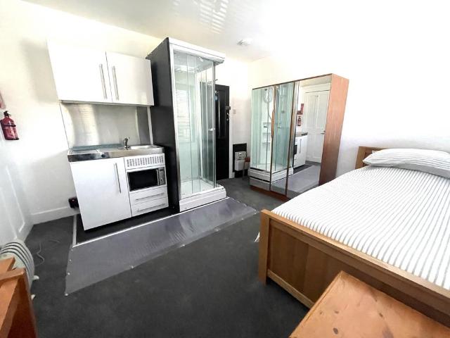 Muriel Avenue, WATFORD House share to rent £750 pcm £173 pw