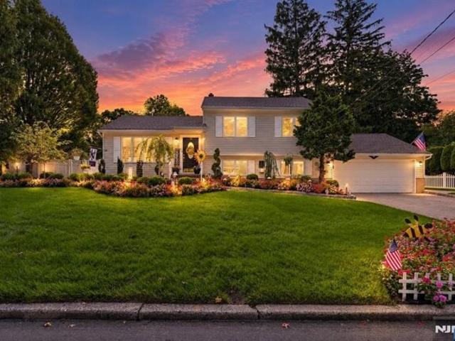Murray Rd, Montvale, Home For Sale