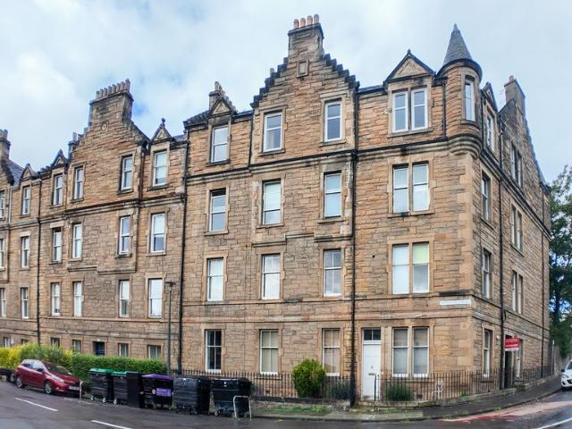 Murrayfield Place, Edinburgh EH12, 2 bed flat to rent, £1,750 pcm | PrimeLocation