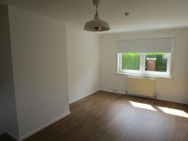 Murroes Road, Glasgow, G51 4NR