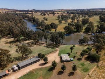 MURRUMBIDGEE RIVER FRONTAGE WAGGA WAGGA