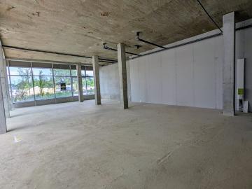 Mûrs commerciaux 186m2 Brut de Béton Rennes 186m² Rennes