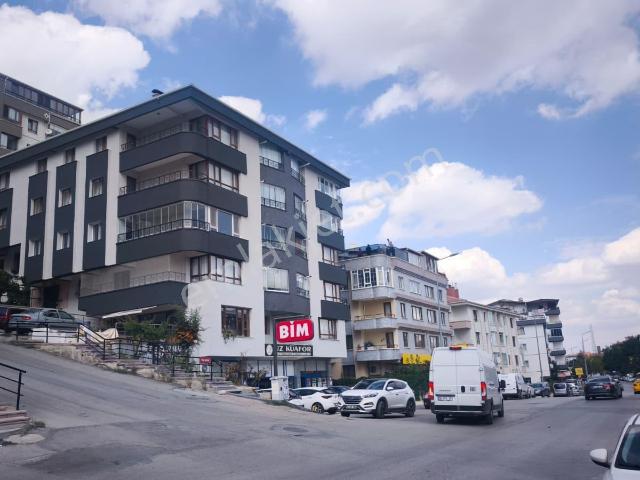 Mürsel Uluç'ta Merkezi Bakımlı Yenilenmiş 2+1 Satılık Daire