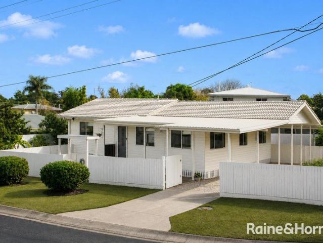 MUST BE SOLD BEAUTIFULLY RENOVATED AND READY TO ENJOY