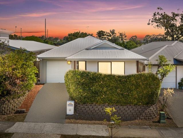 MUST SEE! 5 Bedroom Family Home with 3 Ensuites