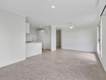 MUST SEE, 3 BEDROOM HOME WITH LARGE BACK YARD!