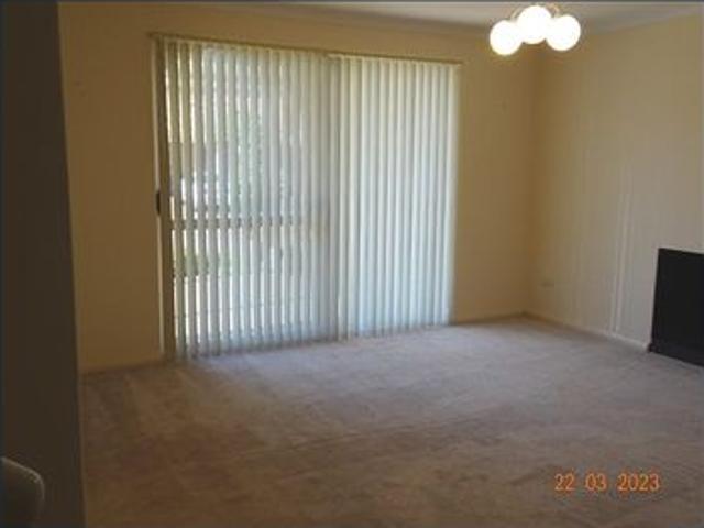 MUST SEE 3X2 IN GREAT LOCATION