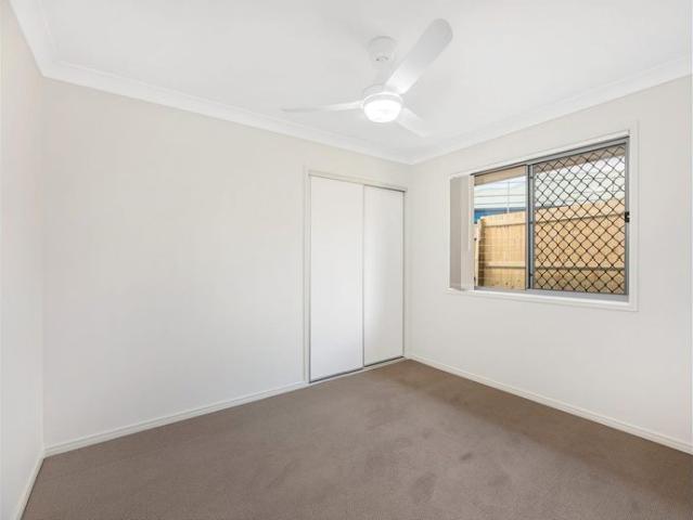 MUST SEE, LOVELY TWO BEDROOM DUPLEX!