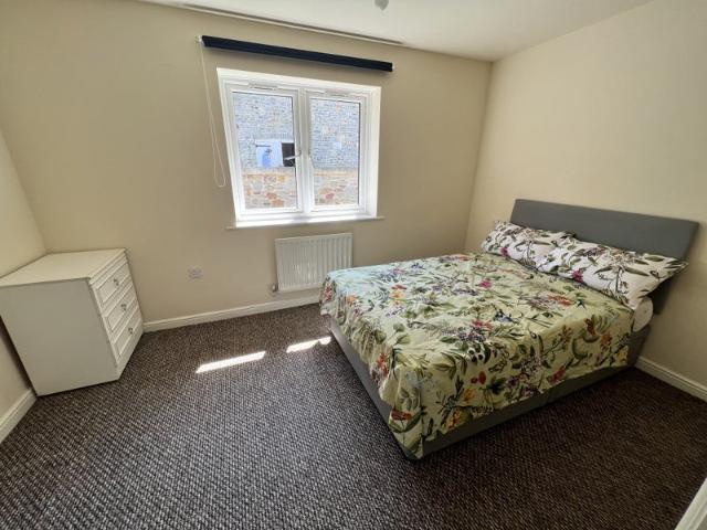 MUST SEE! Stunning 4 bed student only property
