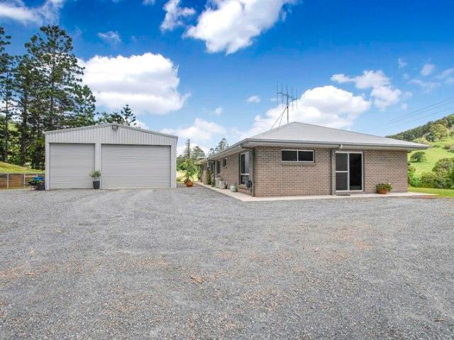 A Rare Second Chance Executive Acreage Living on 10 Acres