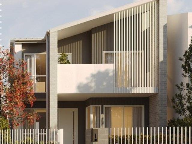 MUST SELL. Dual Income Opportunity in the Heart of Oran Park All Offers Welcome! No Strata. READY TO MOVE IN