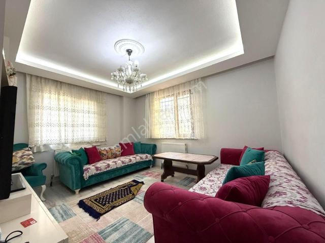 Mustafa Paşa Çarşı 2+1 İskanlı Ön Cephe 80m² Kaçoırılmaz Daire