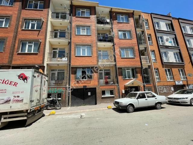 Mustafa Yılmaz'dan Yenibağlar Mh.'de Geniş net: 65m2 1+1 Daire