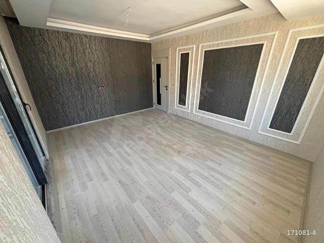 MUSTAFABEYDEN BÜLBÜLZADEDE SATILIK SIFIR 2.5+1 ÖNCEPHE & 4.KAT